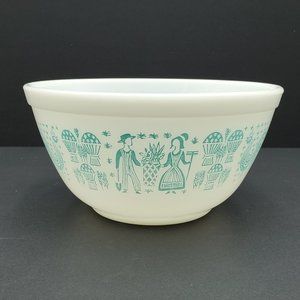 Pyrex Amish Butterprint 1.5 Qt Mixing Bowl Turquoise on White Serving Bowl